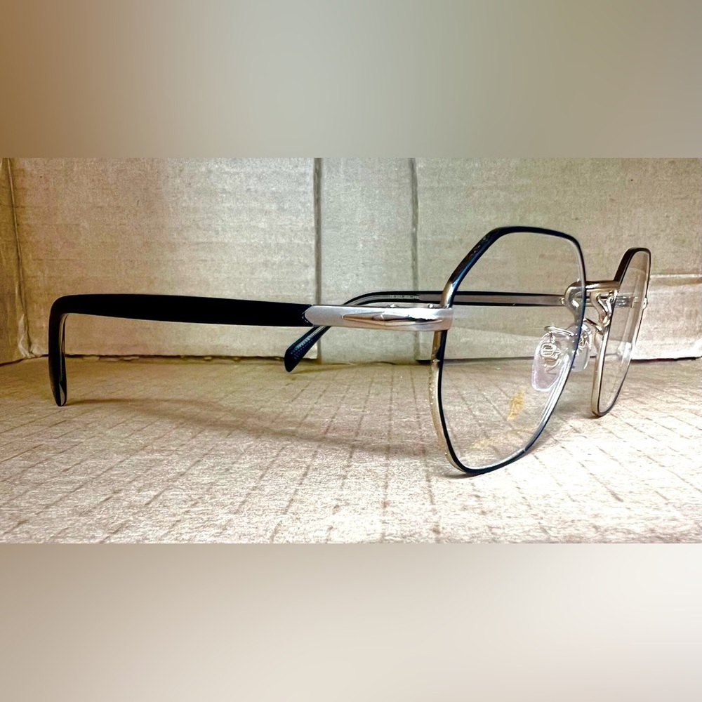 New- David Beckham Wire Eyeglasses - image 2